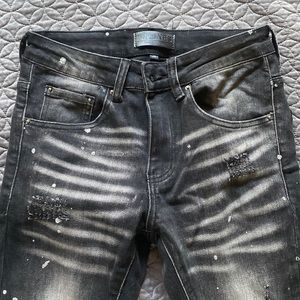 Men Size 28 Tulones Skinny Jeans (Fits True To Size)